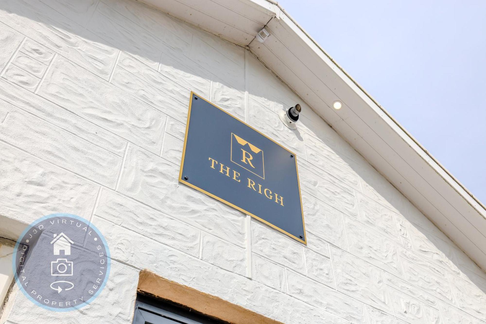 The Righ Hotel Оубън Екстериор снимка